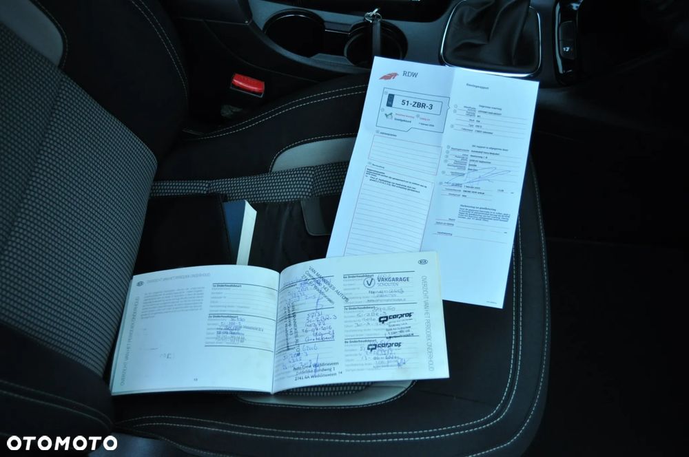 Kia Ceed 1.6 GDI Dream Team Edition - 17