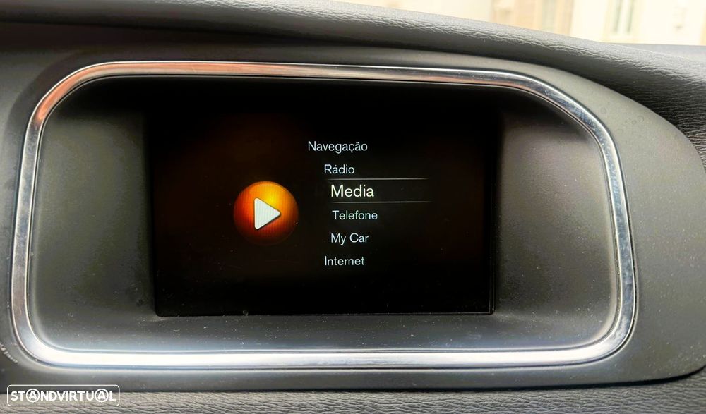 Volvo V40 1.6 D2 R-Design - 14