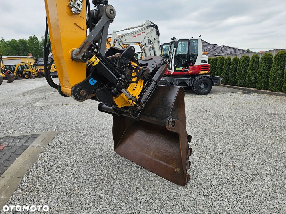 Liebherr A 916 - 18