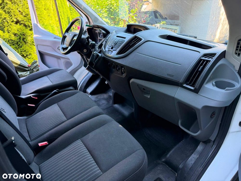 Ford Transit - 2