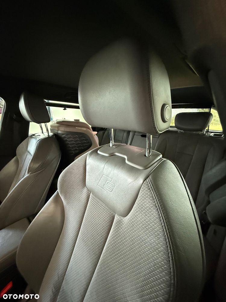 Audi A4 Avant 2.0 TDI Quattro S tronic - 7