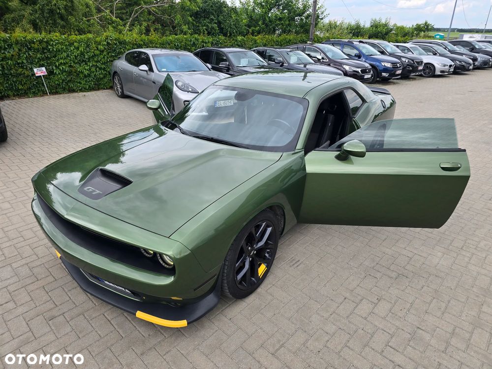 Dodge Challenger - 31
