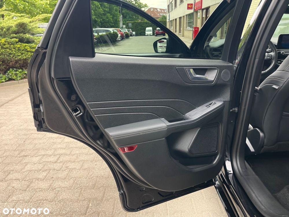 Ford Kuga - 23