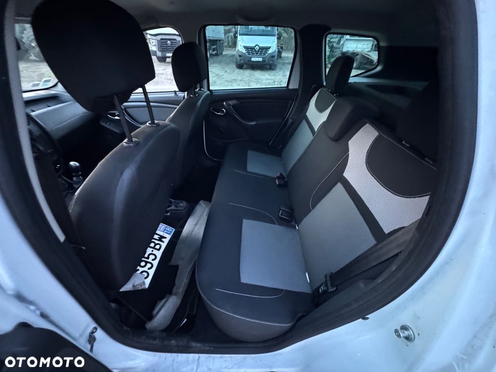 Dacia Duster 1.5 dCi Prestige S&S - 10