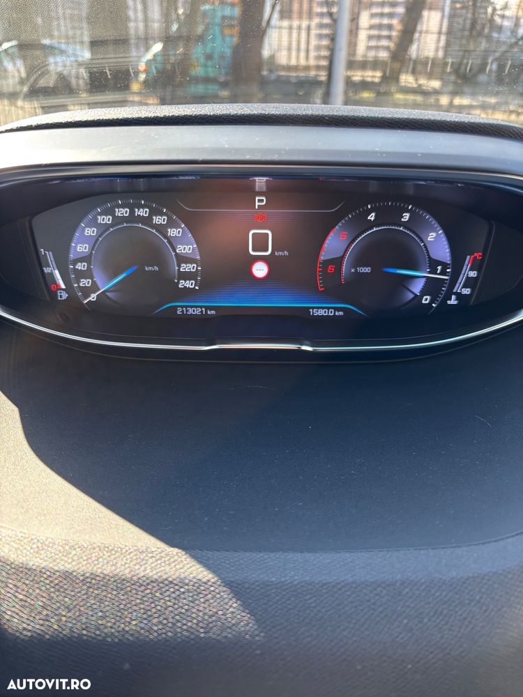 Peugeot 5008 2.0 BlueHDI s&s EAT8 GT - 8