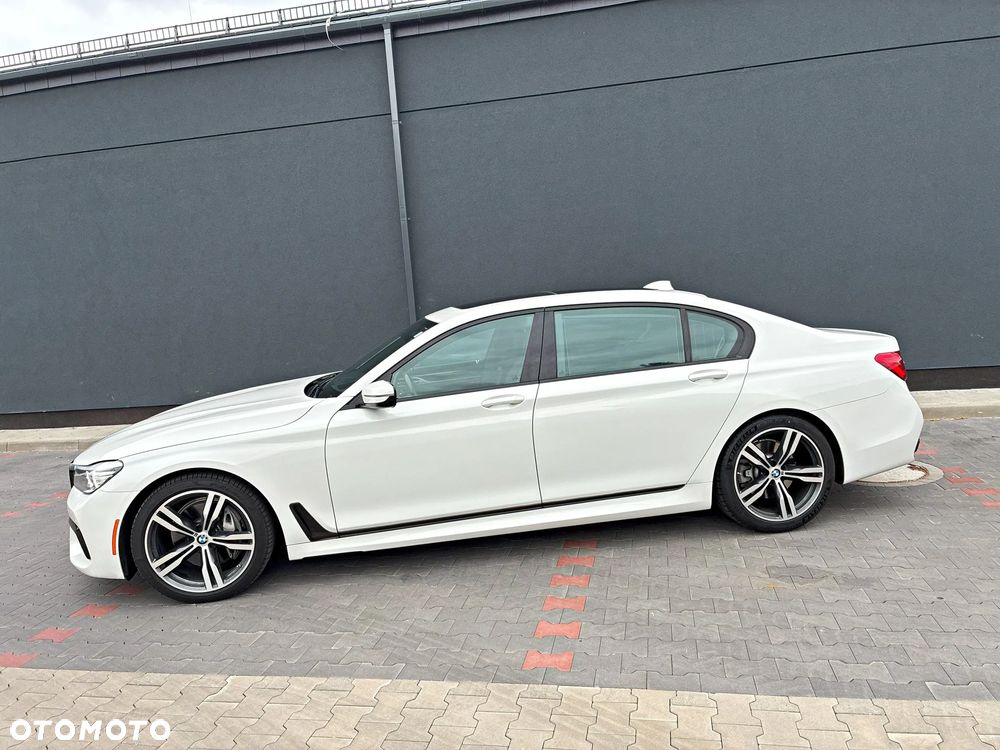 BMW Seria 7 740Li - 19