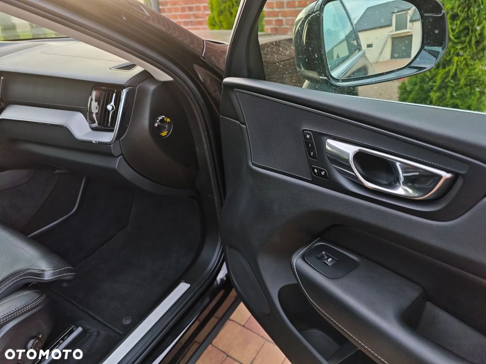 Volvo XC 60 D4 Inscription - 14