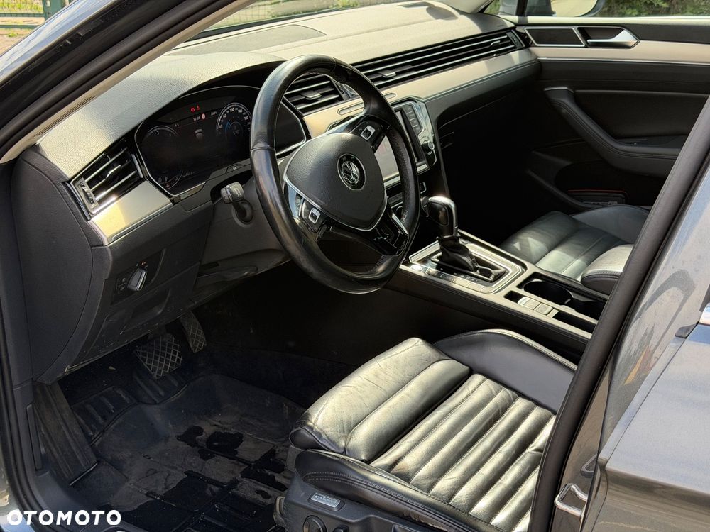 Volkswagen Passat 2.0 TDI BMT Highline DSG - 9