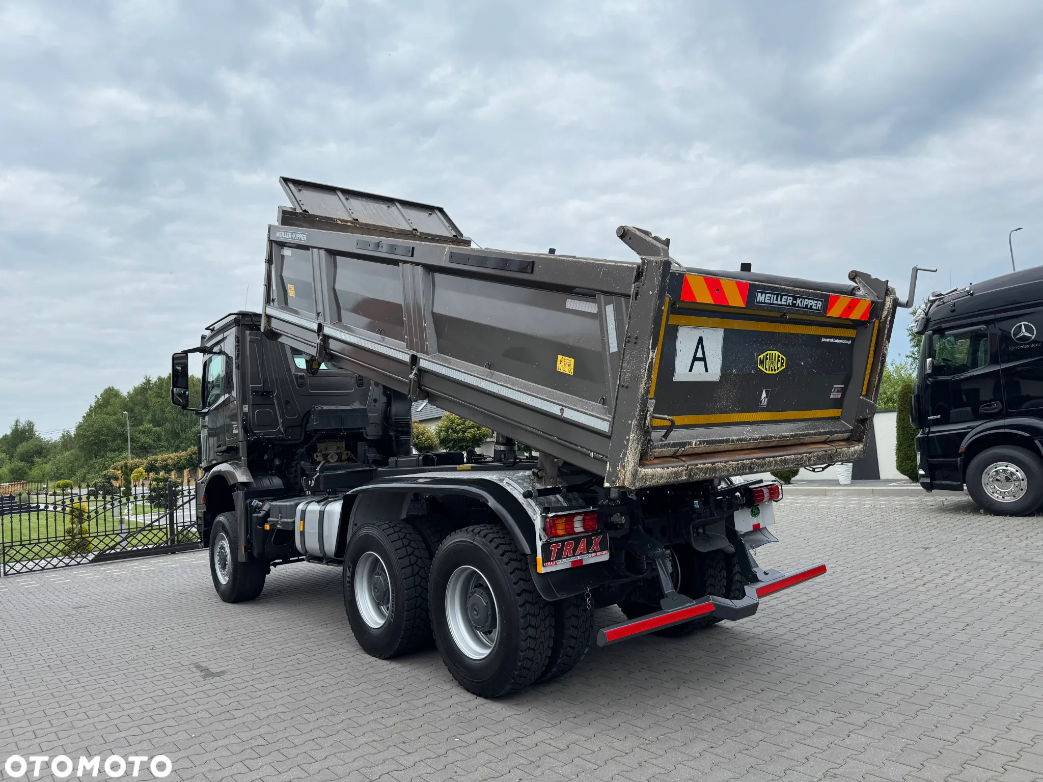 Mercedes-Benz AROCS 3345 6X6 WYWROTKA 3-str. MILLER, BORDMATIC, ZWOLNICE, IDEALNY STAN, z Niemiec - 10