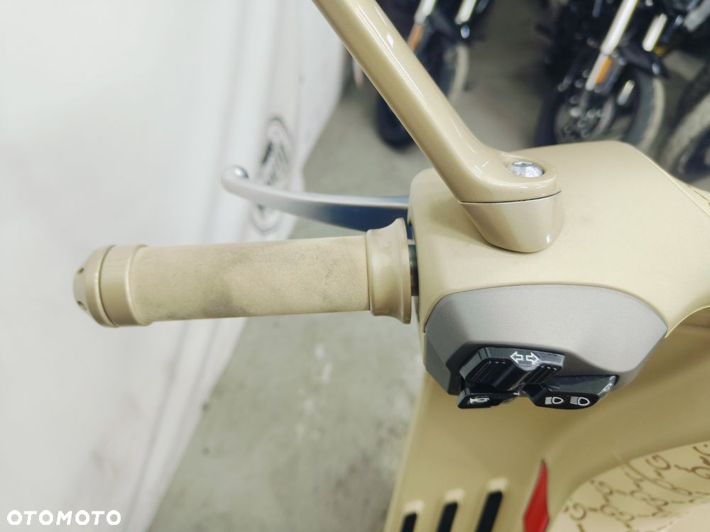 Vespa Inny - 11