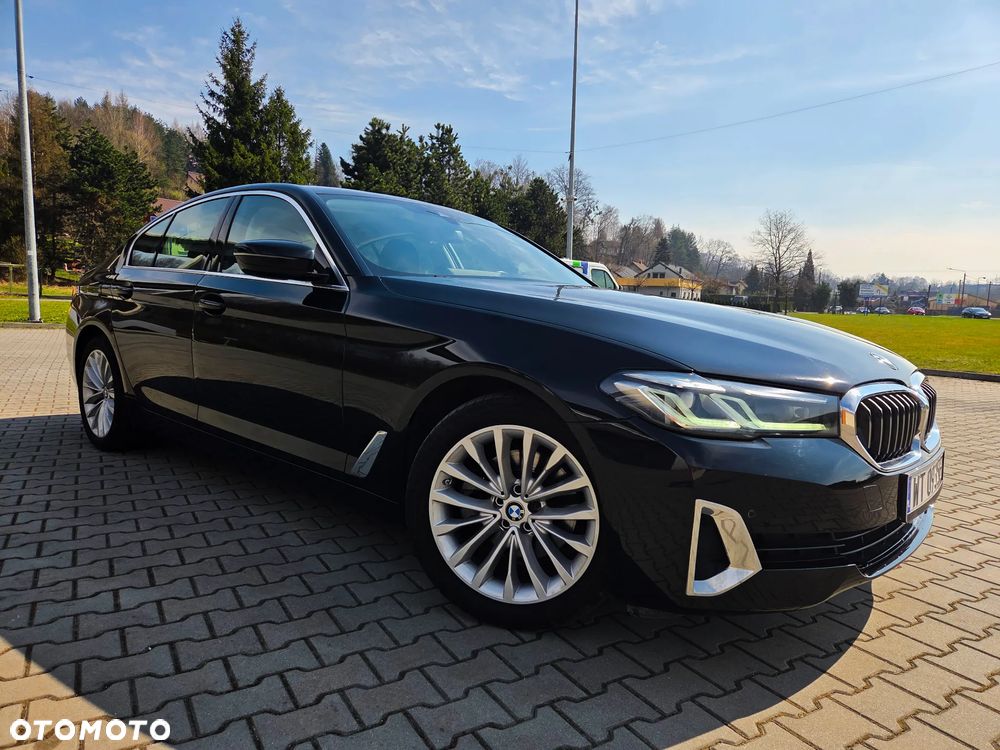 BMW Seria 5 520i Luxury Line sport - 34