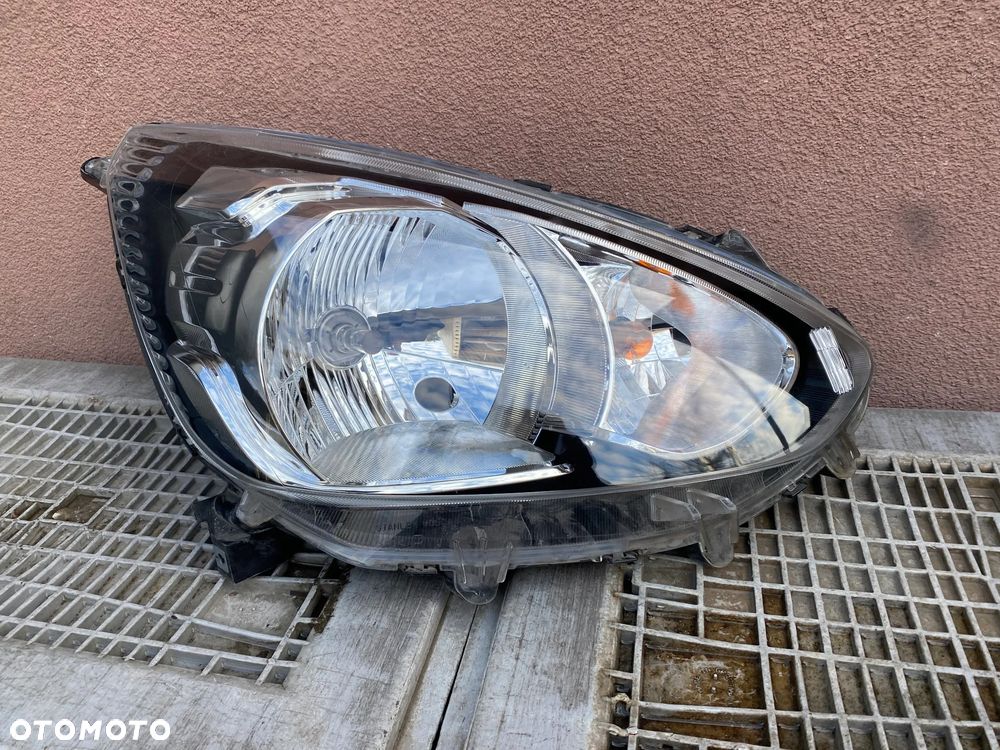 lampa space star II prawa eu cała - 1