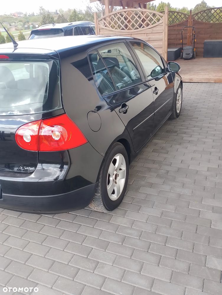 Volkswagen Golf 2.0 TDI Comfortline - 5