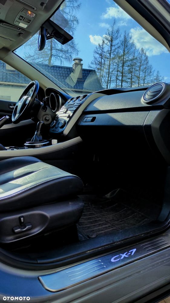 Mazda CX-7 2.2 CD Exclusive + - 13