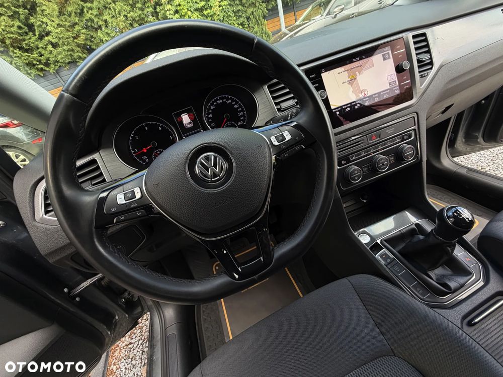 Volkswagen Golf Sportsvan - 19
