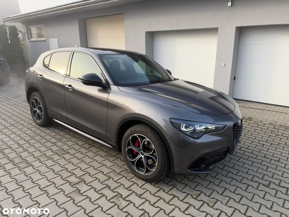 Alfa Romeo Stelvio 2023 photo 5