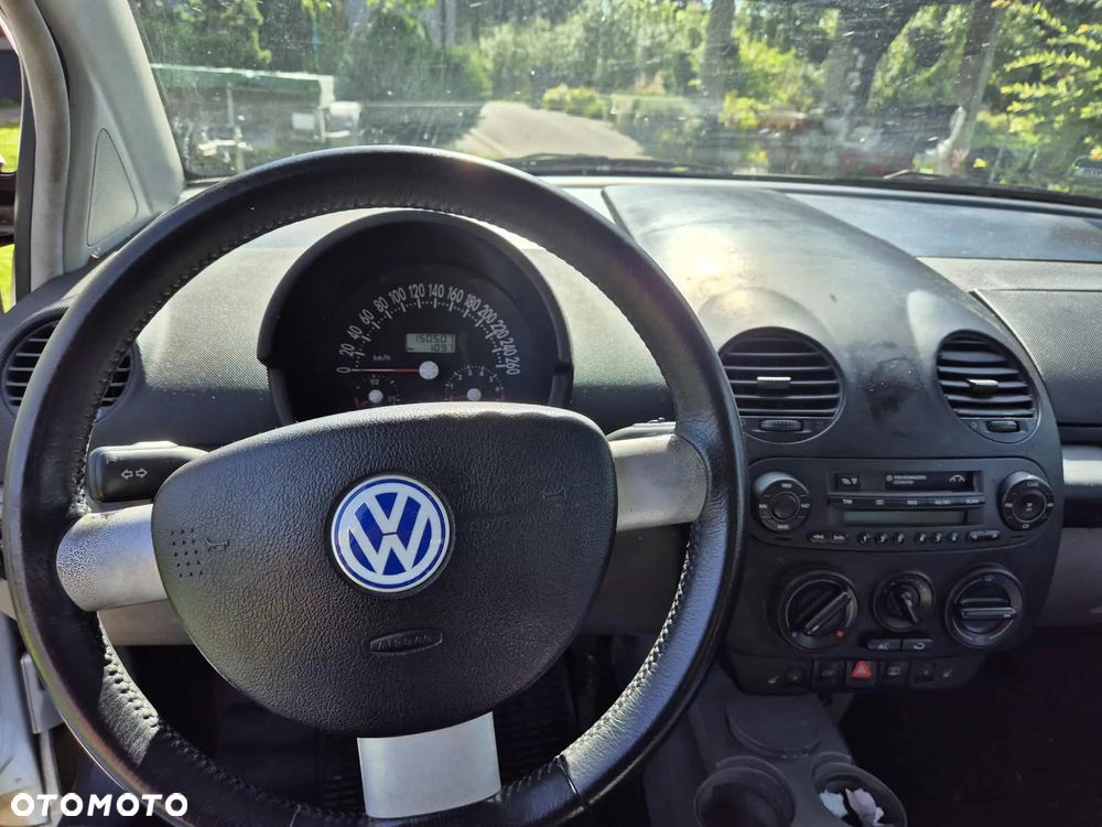Volkswagen New Beetle 1.8T - 10