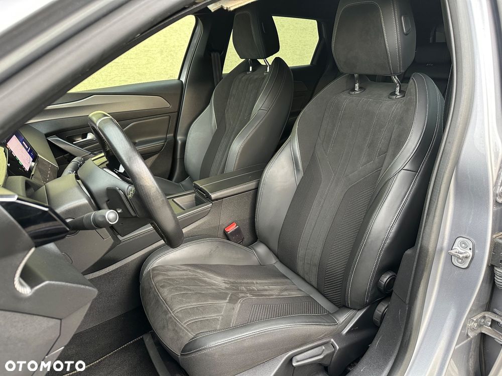 Peugeot 308 BlueHDi 130 EAT8 Stop & Start GT - 28