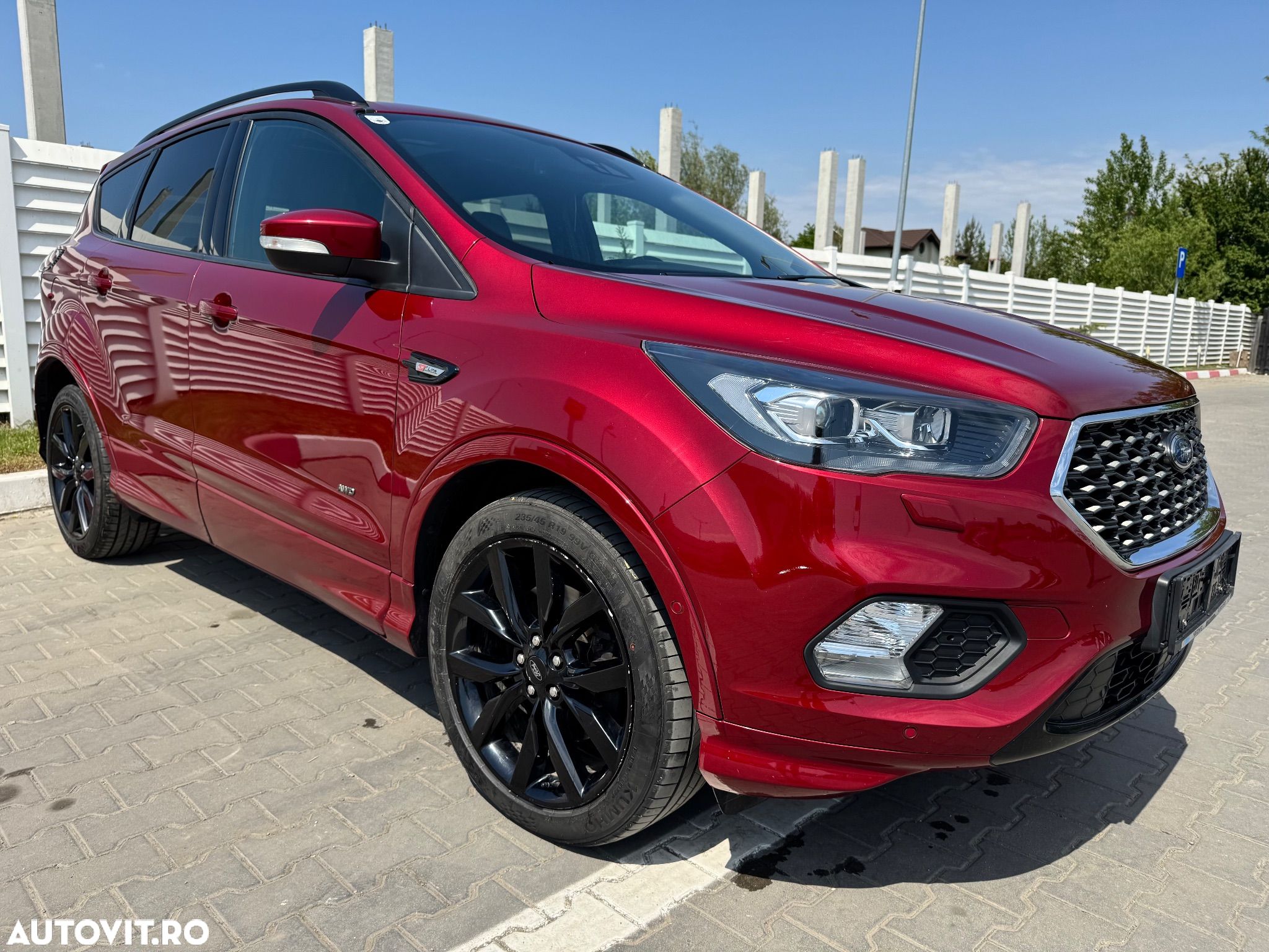 Ford Kuga 2.0 TDCi 4WD Powershift ST-Line - 1