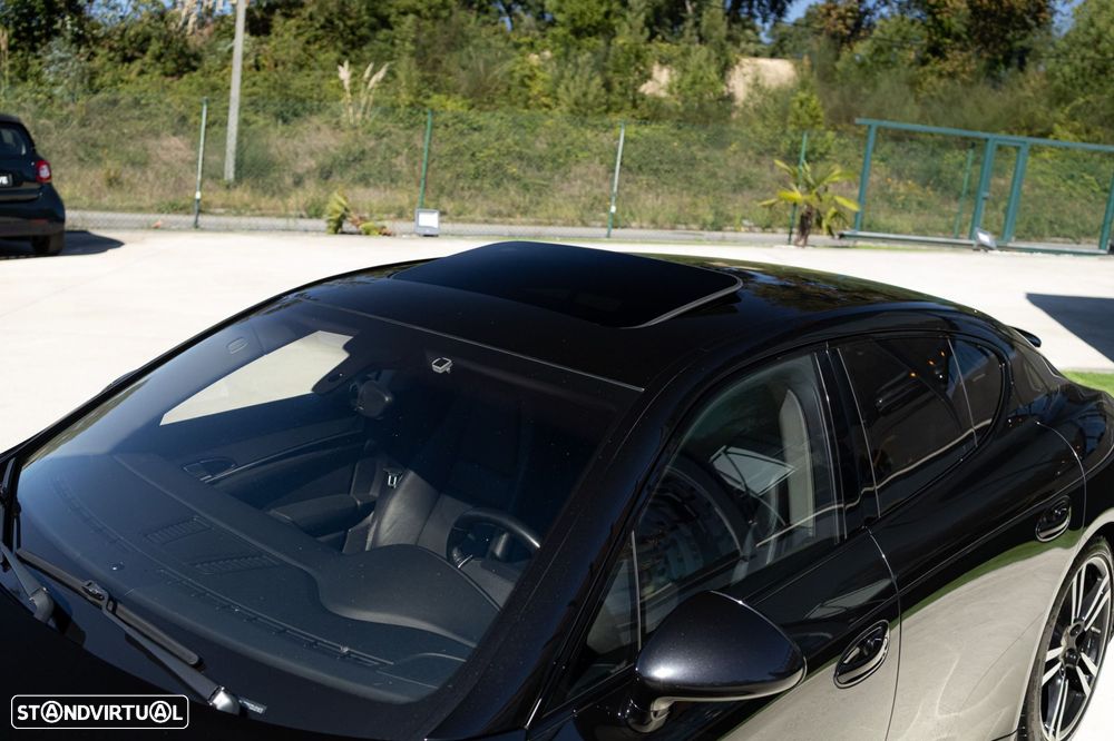Porsche Panamera Platinum Edition - 12
