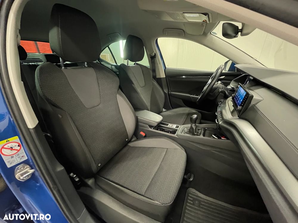 Skoda Octavia 2.0 TDI Ambition - 11