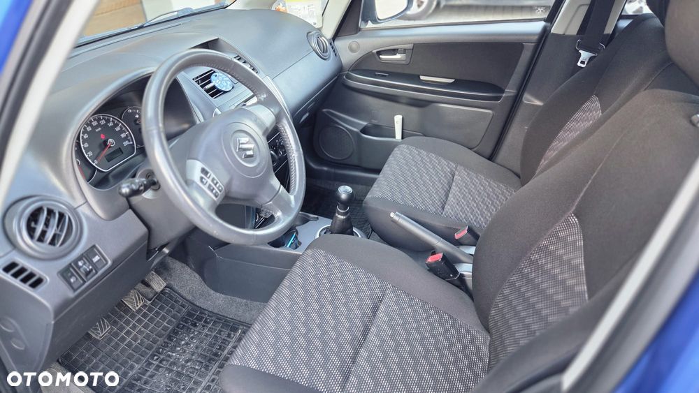 Suzuki SX4 - 3