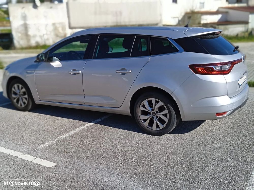 Renault Mégane Sport Tourer 1.5 Blue dCi Limited - 4