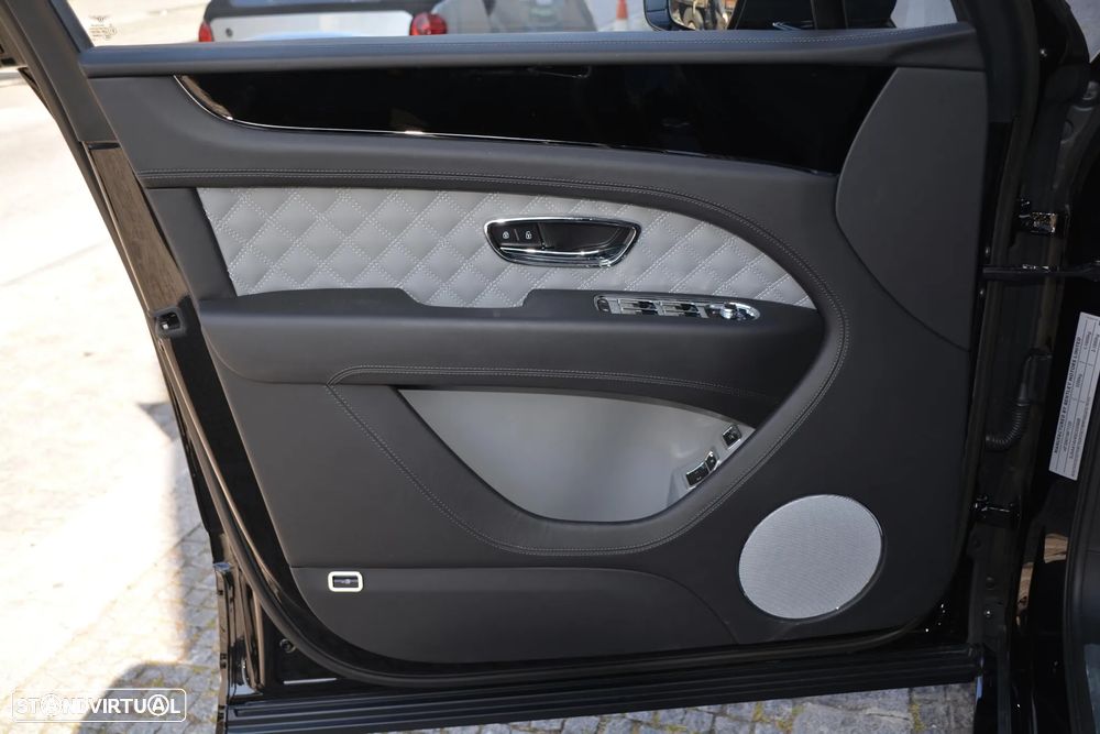 Bentley Bentayga Hybrid - 23