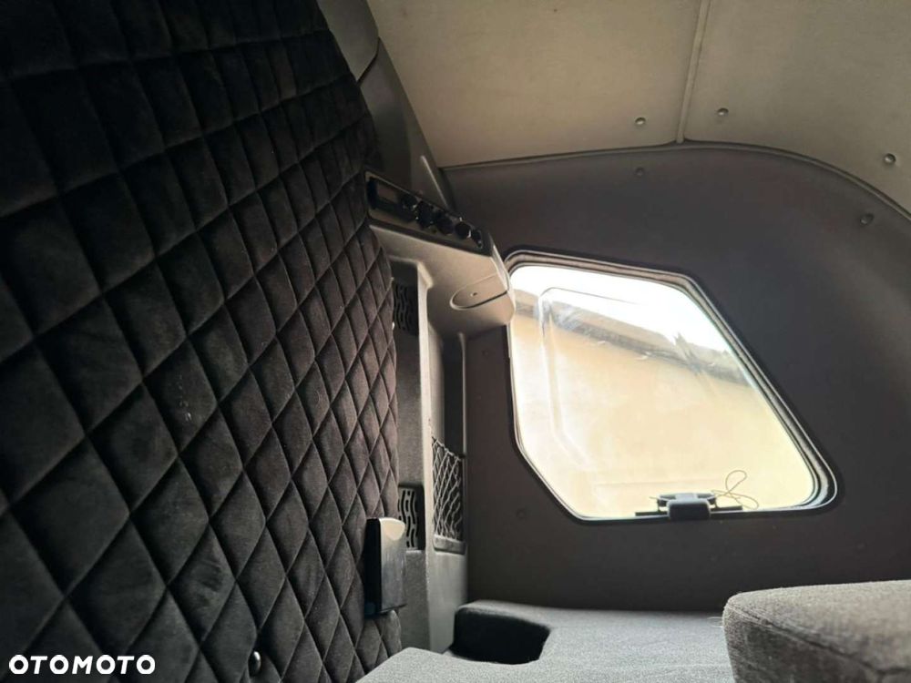 Renault Master Stan jak Nowy  zabudowa Carpola XL 10 europalet - 38