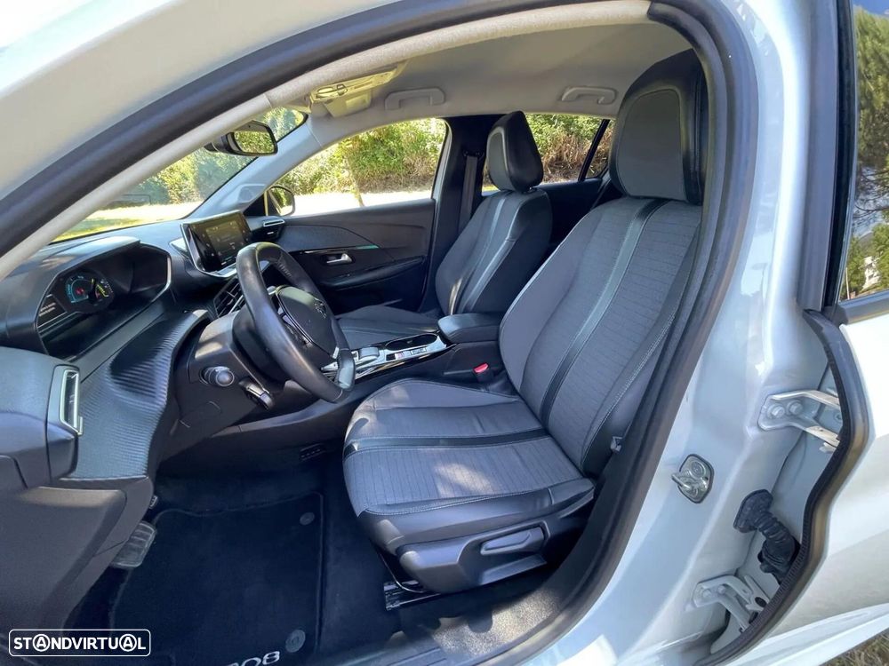 Peugeot e-208 50 kWh Allure - 18