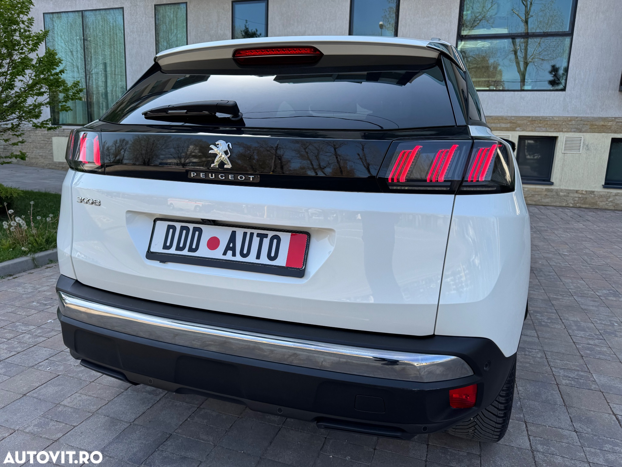 Peugeot 3008 PureTech 130 Stop & Start GPF EAT8 Active Pack - 11