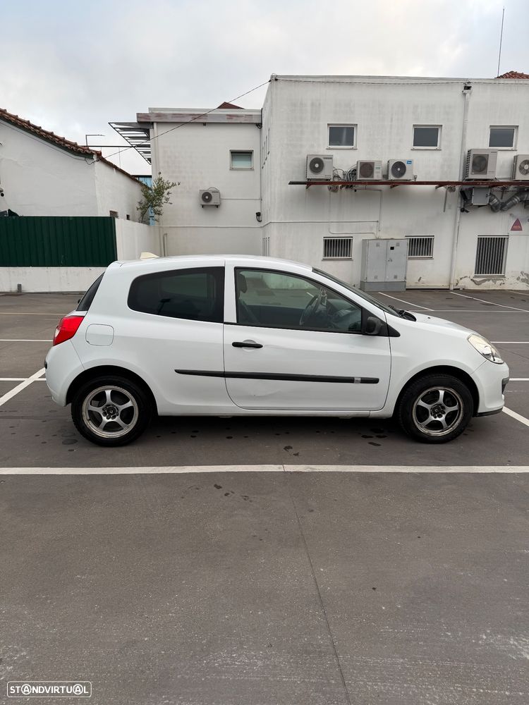 Renault Clio 1.5 dCi Confort - 12