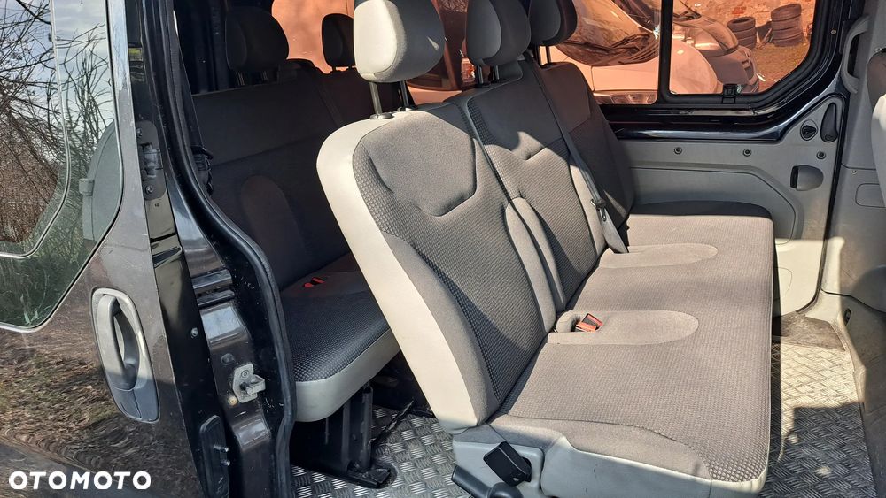 Opel Vivaro - 28