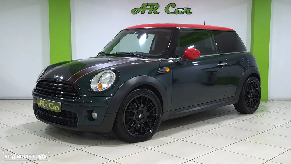 MINI 3 Portas Cooper D - 1