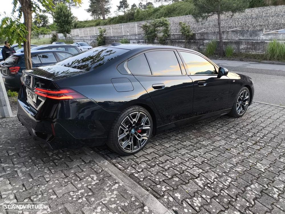 BMW i5 eDrive40 Pack Desportivo M Pro - 4