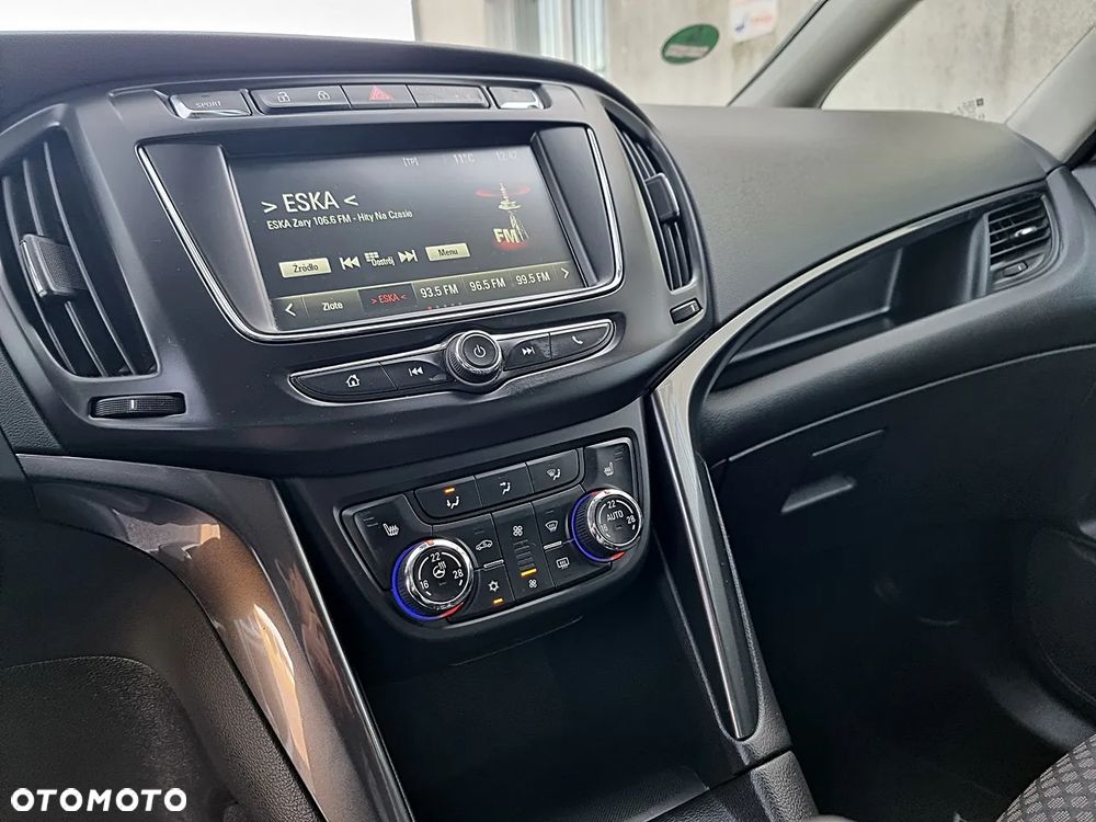 Opel Zafira - 26