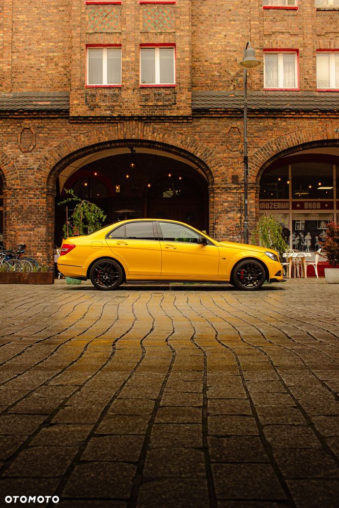 Mercedes-Benz Klasa C 350 CDI DPF (BlueEFFICIENCY) 7G-TRONIC Avantgarde - 6