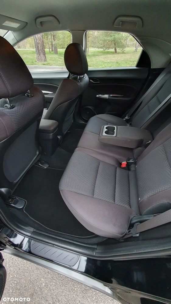 Honda Civic 1.4 i-VTEC Comfort - 12