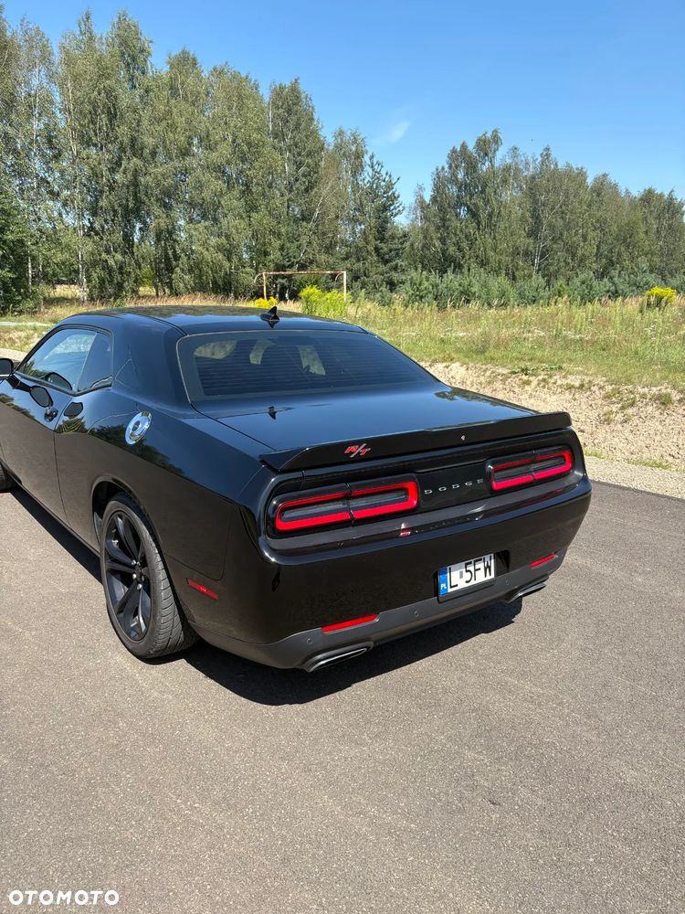 Dodge Challenger 5.7 R/T - 5