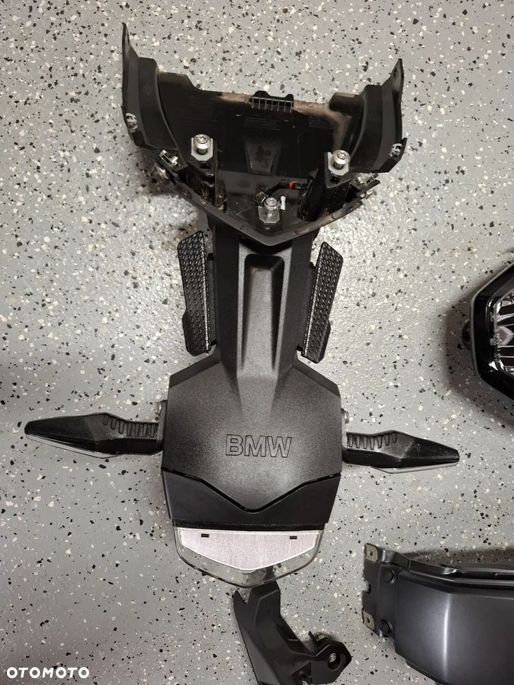 BMW F900 R XR ogon mocowanie stelaż wypełnienie - 1