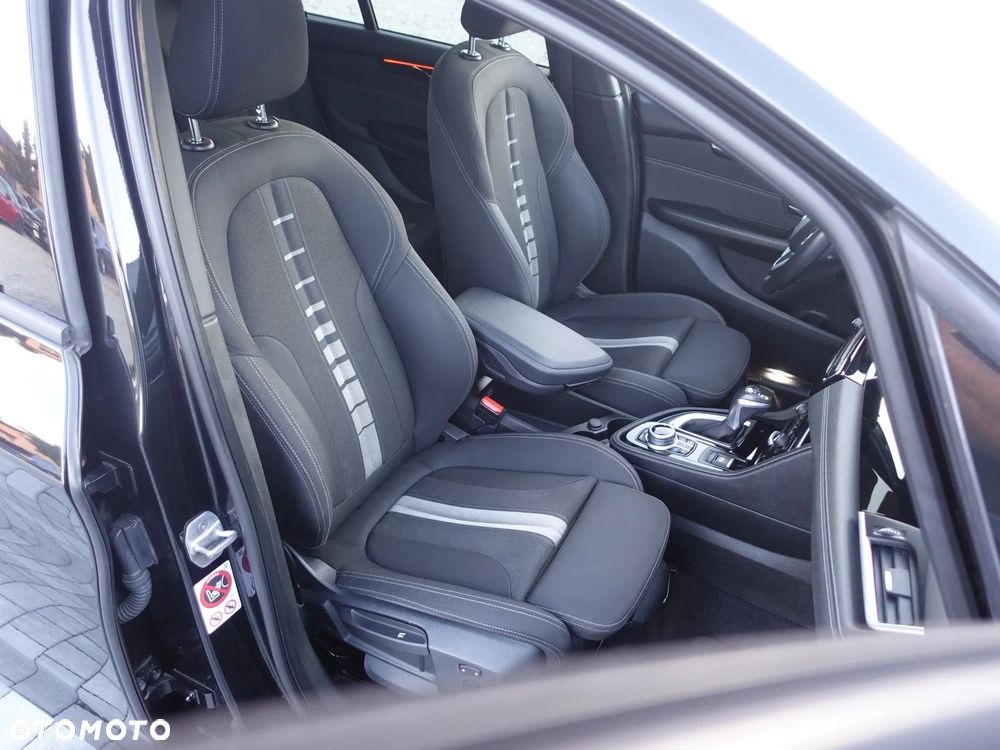 BMW Seria 2 218i Sport Line - 5