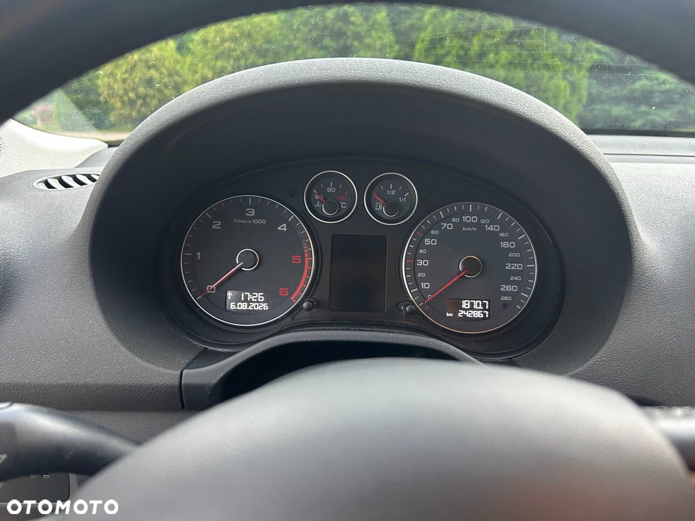 Audi A3 Sportback - 6