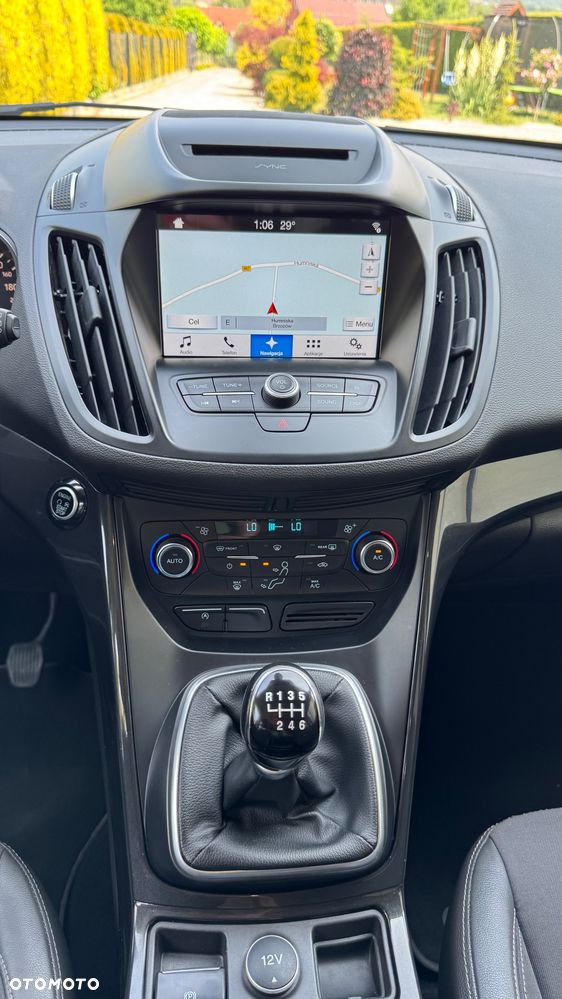 Ford Kuga - 28