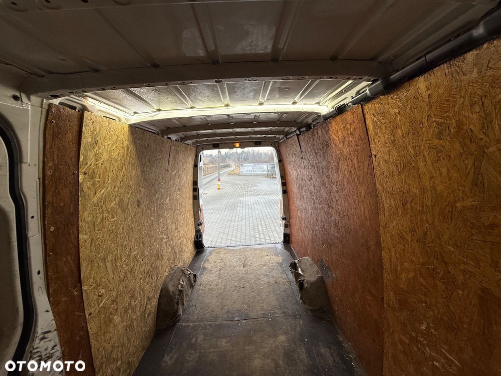 Volkswagen Crafter - 22
