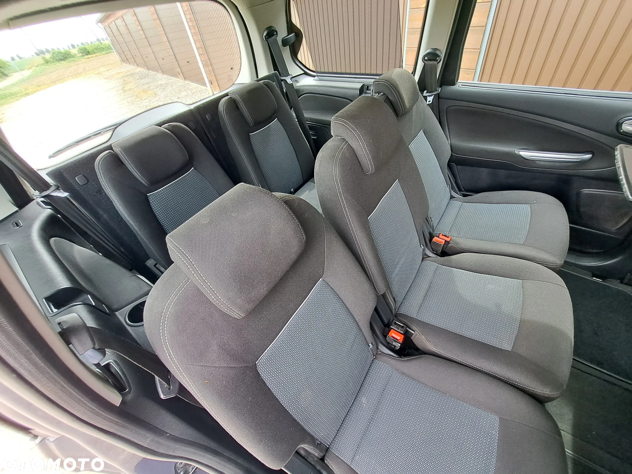 Ford Galaxy 2.0 TDCi Platinium X (Titanium) - 31