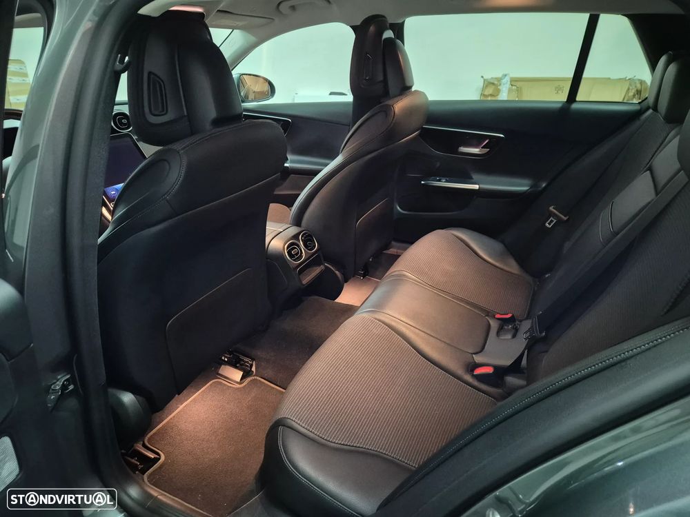 Mercedes-Benz C 220 d Avantgarde - 13