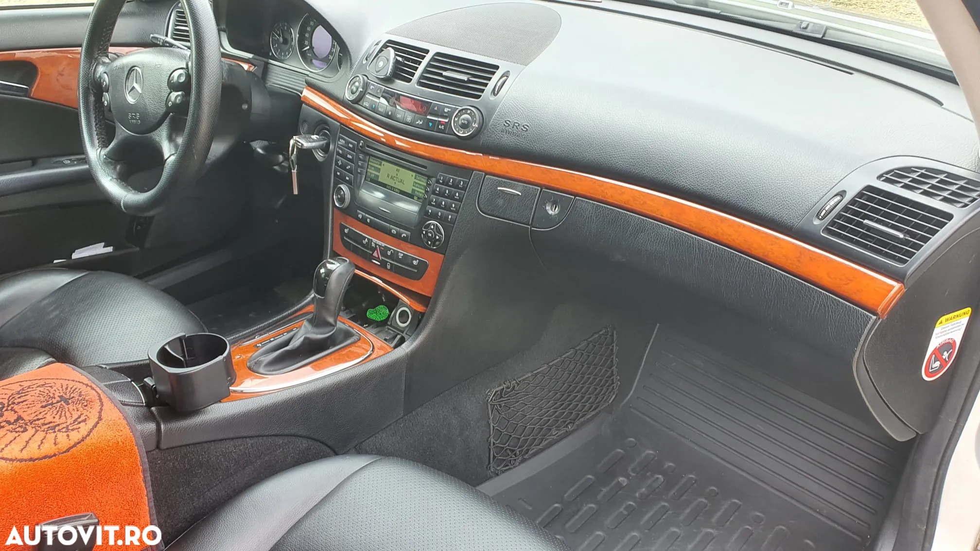 Mercedes-Benz E - 15