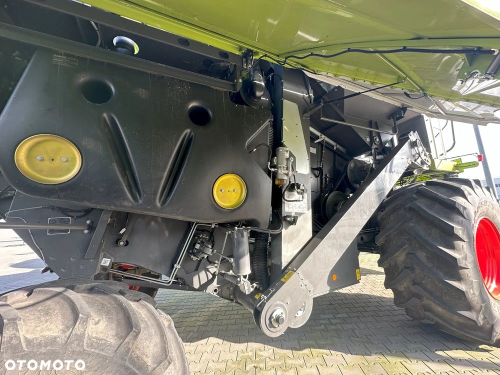 Claas TUCANO 440 - 7