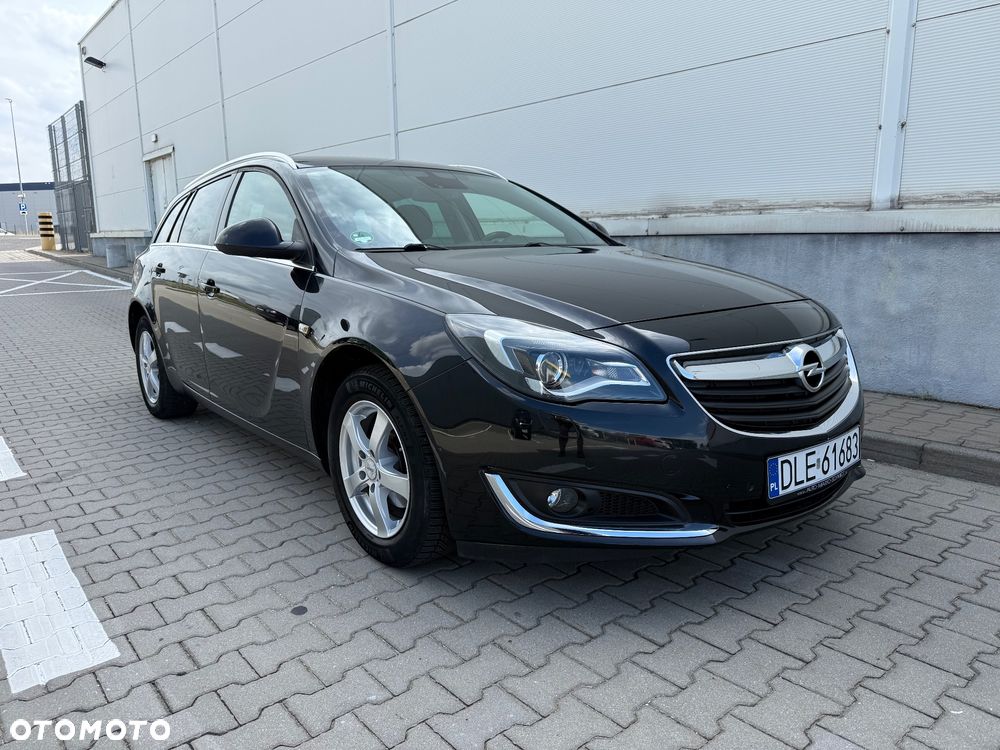 Opel Insignia 1.4 Turbo Sports Tourer ecoFLEXStart/Stop Business Edition - 1