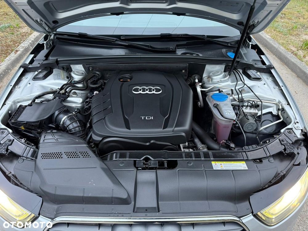 Audi A4 Avant 2.0 TDI DPF Ambiente - 11